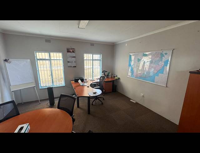 449M² WAREHOUSE TO LET IN WYNBERG